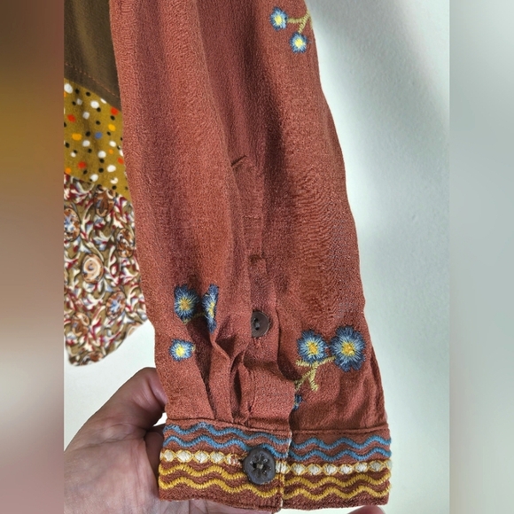 John Mark Embroidered Boho Patchwork Art To Wear Button Down, Size Medium P - Picture 4 of 6